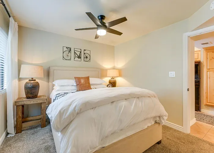 Near Dtwn Flagstaff! Chic Holiday home Flagstaff